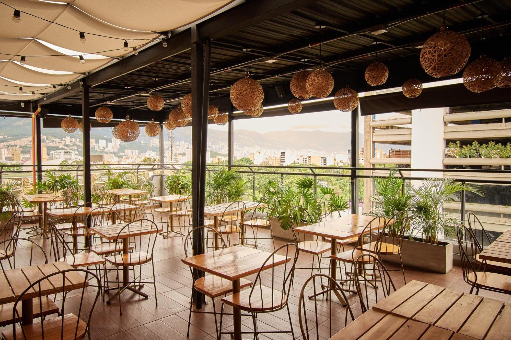 Lexum By Bernalo Hotels Medellín Buitenkant foto